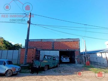Galpón en  Venta