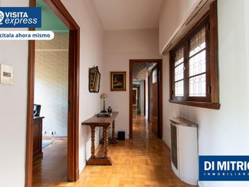 Distrutá de un piso único por categoría, espacio y vistas!