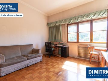 Distrutá de un piso único por categoría, espacio y vistas!
