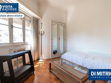 Distrutá de un piso único por categoría, espacio y vistas!