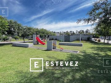 Duplex en venta en complejo DECS, Garin, Escobar, G.B.A. Zona Norte