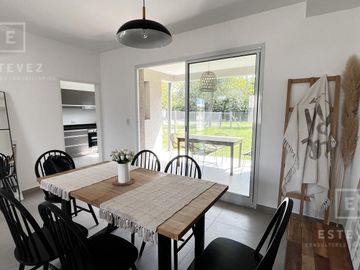 Duplex en venta en complejo DECS, Garin, Escobar, G.B.A. Zona Norte