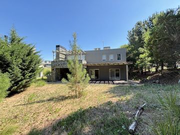 Casa en Venta - Barrio Golf I Lote 195