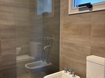 Casa en Venta - Barrio Golf I Lote 195