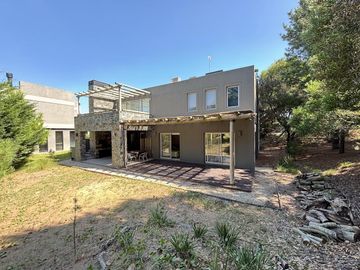 Casa en Venta - Barrio Golf I Lote 195