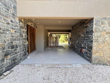 Casa en Venta - Barrio Golf I Lote 195