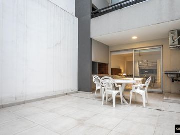 Departamento con Parrilla en Alquiler Amoblado