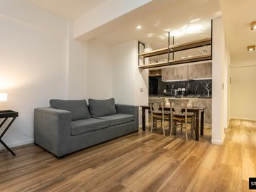 Departamento con Parrilla en Alquiler Amoblado