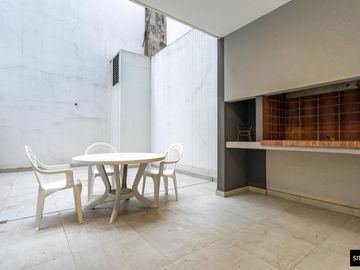 Departamento con Parrilla en Alquiler Amoblado