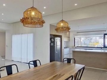Casa de 3 dormitorios, escritorio y pileta en venta, Barrio San Matíaas, Escobar