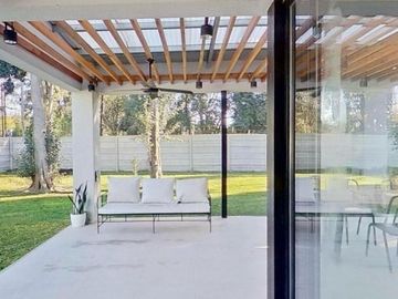 Casa de 3 dormitorios, escritorio y pileta en venta, Barrio San Matíaas, Escobar