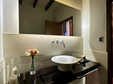 4 Dorm, Estar diario y Cocina Comedor. Piscina