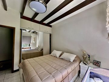 4 Dorm, Estar diario y Cocina Comedor. Piscina
