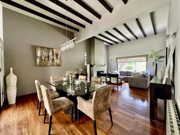 4 Dorm, Estar diario y Cocina Comedor. Piscina