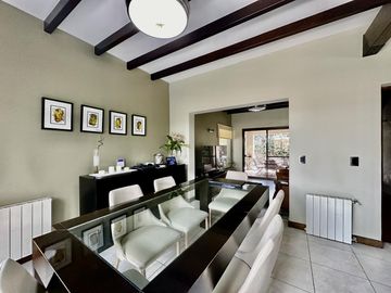 4 Dorm, Estar diario y Cocina Comedor. Piscina