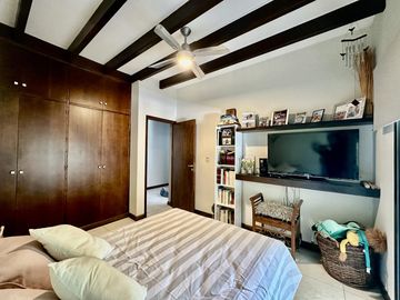 4 Dorm, Estar diario y Cocina Comedor. Piscina