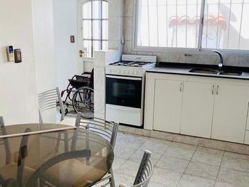 Chalet con 3 ambientes a la venta en la mejor zona de  Castelar Norte