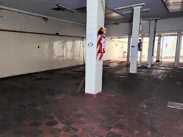 Galpón. Lote en venta en La Plata. Venta y alquiler