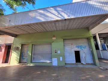 Galpón. Lote en venta en La Plata. Venta y alquiler