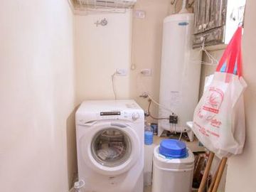 Chalet en una planta reciclado hace tres años.