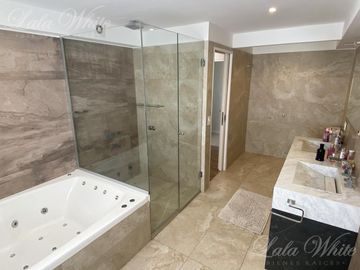 Venta - Casa en La Providencia