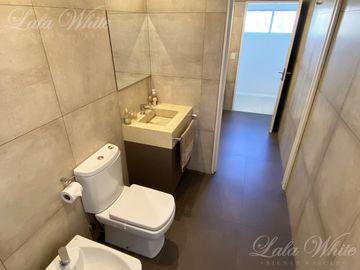 Venta - Casa en La Providencia
