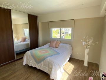 Venta - Casa en La Providencia