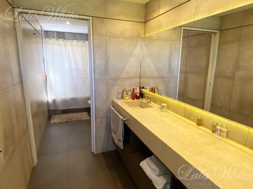 Venta - Casa en La Providencia