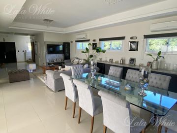 Venta - Casa en La Providencia