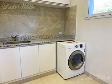 Venta - Casa en La Providencia