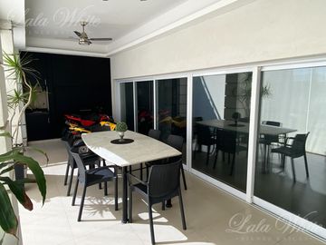 Venta - Casa en La Providencia