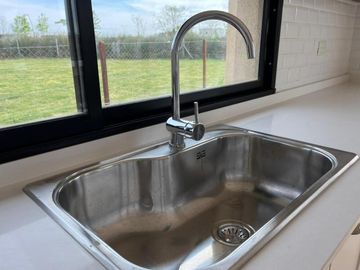 Muy buena casa en venta, Barrio Araucarias de Puertos, Escobar