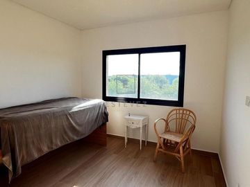 Muy buena casa en venta, Barrio Araucarias de Puertos, Escobar