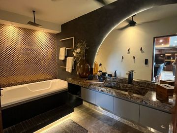 Casa con 4 habitaciones y alberca en venta en Montebello