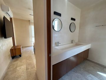 ¡Tu casa en la playa te espera! 3 niveles, vistas al mar, 3 recámaras + Alberca.