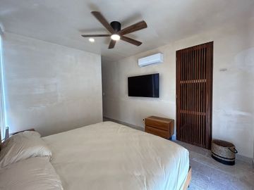 ¡Tu casa en la playa te espera! 3 niveles, vistas al mar, 3 recámaras + Alberca.