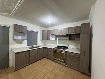 OPORTUNIDAD CASA EN VENTA