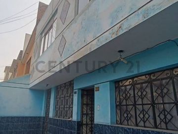 CASA EN VENTA EN SAN JUAN DE LURIGANCHO – A PASOS DE LA ESTACIÓN SAN MARTÍN