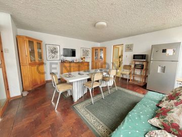 Espaciosa Casa en Surco con Jardines, Terraza y Excelente Ubicación