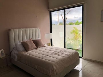 CASA EN VENTA CONKAL