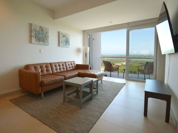 OASIS MALECÓN: VIDA DE LUJO CON VISTAS AL CARIBE