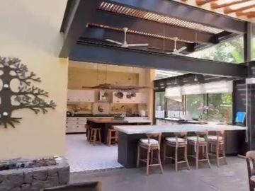 CASA EN VENTA EN CLUB DE GOLF AVANDARO
