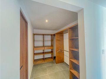 RESIDENCIA EN VALLE DE BRAVO A 10 MIN. DE TODO
