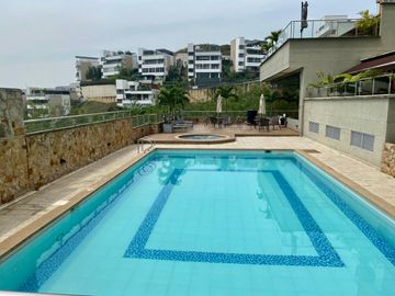 Venta Apartamento Oeste Cristales