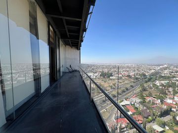 DEPARTAMENTO EN VENTA EN TORRE QUORE, CALZADA ZAVALETA, PUEBLA