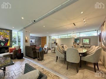 CASA DE VENTA EN CUMBAYA