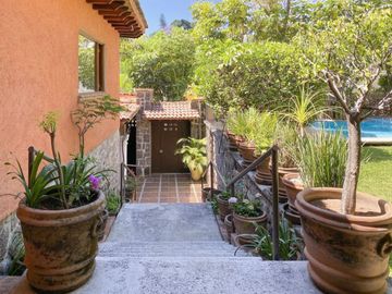 Casa en Fraccionamiento en Analco Cuernavaca - LPI-52-Fr