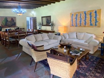 Casa en Fraccionamiento en Analco Cuernavaca - LPI-52-Fr