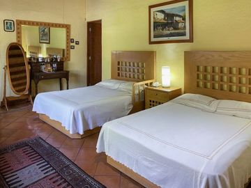 Casa en Fraccionamiento en Analco Cuernavaca - LPI-52-Fr