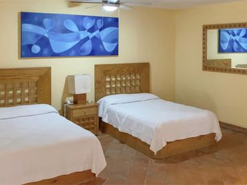 Casa en Fraccionamiento en Analco Cuernavaca - LPI-52-Fr